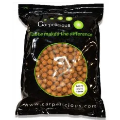 CARPELICIOUS RM Tasty Nuts Boilies 2,5kg