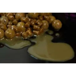 STICKY BAITS Cloudy Manilla Liquid 9 STICKY BAITS Cloudy Manilla Liquid -Cortland Winkel sticky baits cloudy manilla liquid cm boilie dips en liquids 3