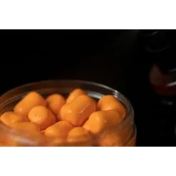 STICKY BAITS Peach & Pepper Bait Spray 8 STICKY BAITS Peach & Pepper Bait Spray -Cortland Winkel sticky baits peach pepper bait spray pepbs boilie dips en liquids 2