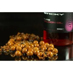 STICKY BAITS Pure Salmon Oil 9 STICKY BAITS Pure Salmon Oil -Cortland Winkel sticky baits pure salmon oil so boilie dips en liquids 3